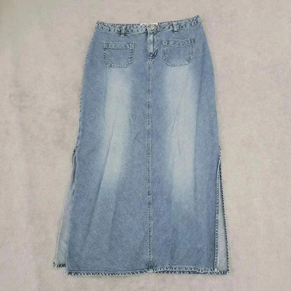 Old Navy Light Blue Denim Maxi Skirt - Picture 1 of 8